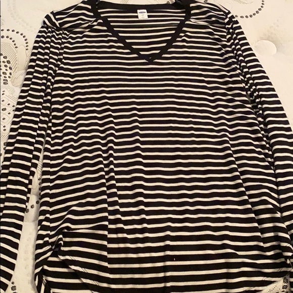 Tops - Picture 8 of 8